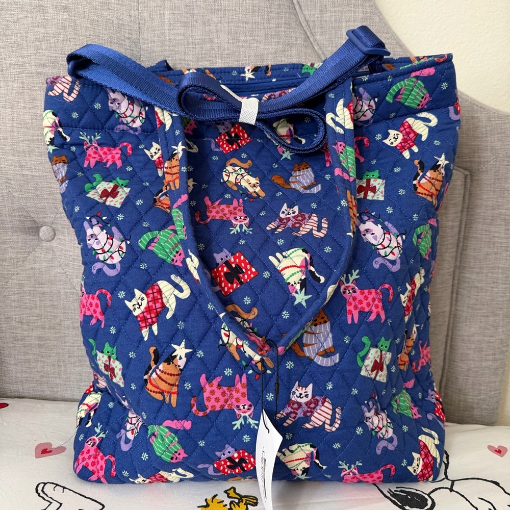 Vera Bradley NWT Cotton Large North
South Tote Catnip Christmas Cats Blue